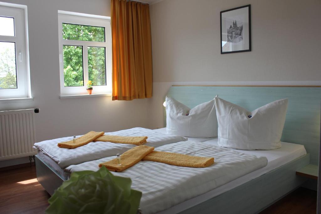 Lindenhof Hotel Thiendorf Room photo